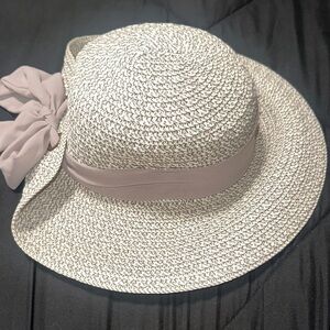 Nine West Cream and Pink Woven Sun Hat